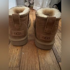 Ugg Ultra mini